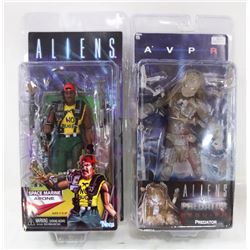 LOT OF 2 ALIENS FIGURES.
