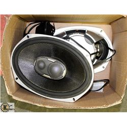 PAIR OF POLK AUDIO 45O WATT 6X9 SPEAKERS