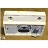 Image 1 : WHITE KENMORE RANGE HOOD