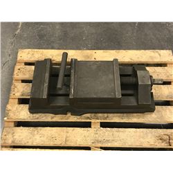 KEARNEY & TRECKER 9 1/4" MILLING VISE