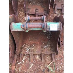CAT 302 Bucket 24"