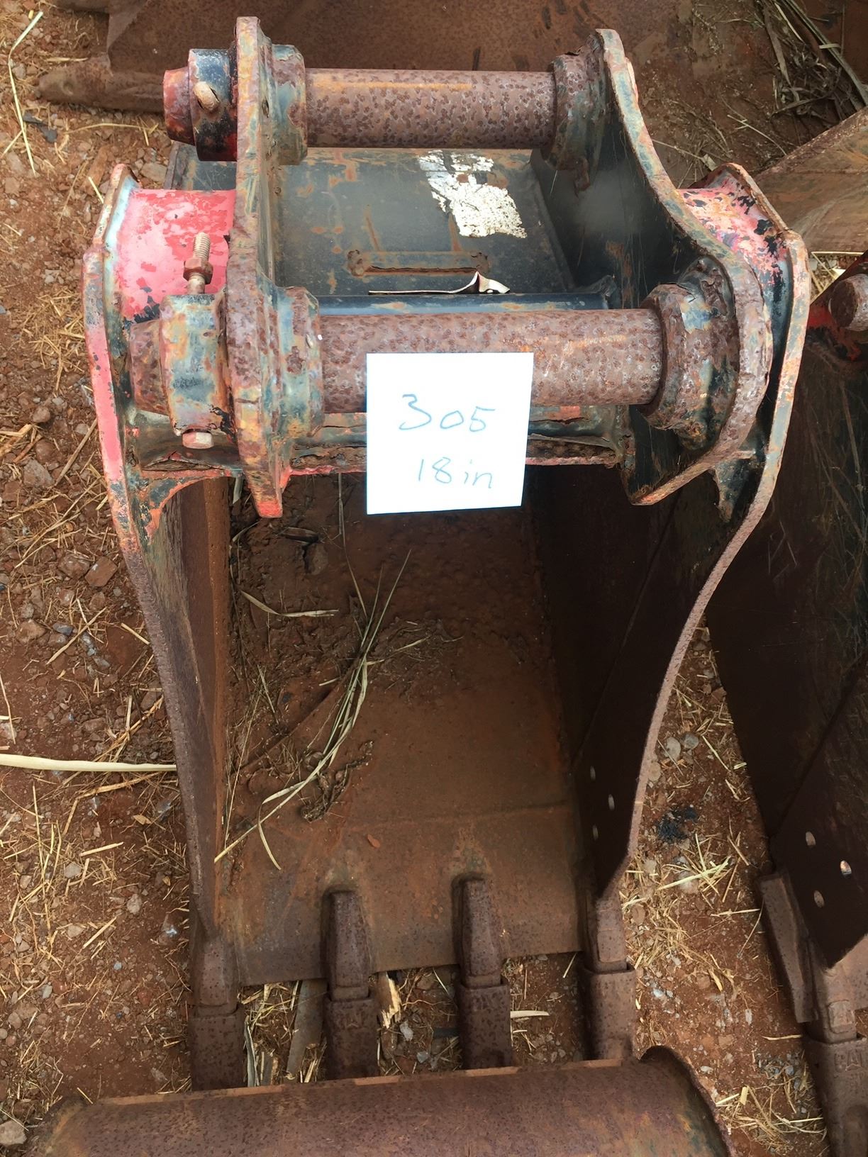 CAT 305 Bucket 18