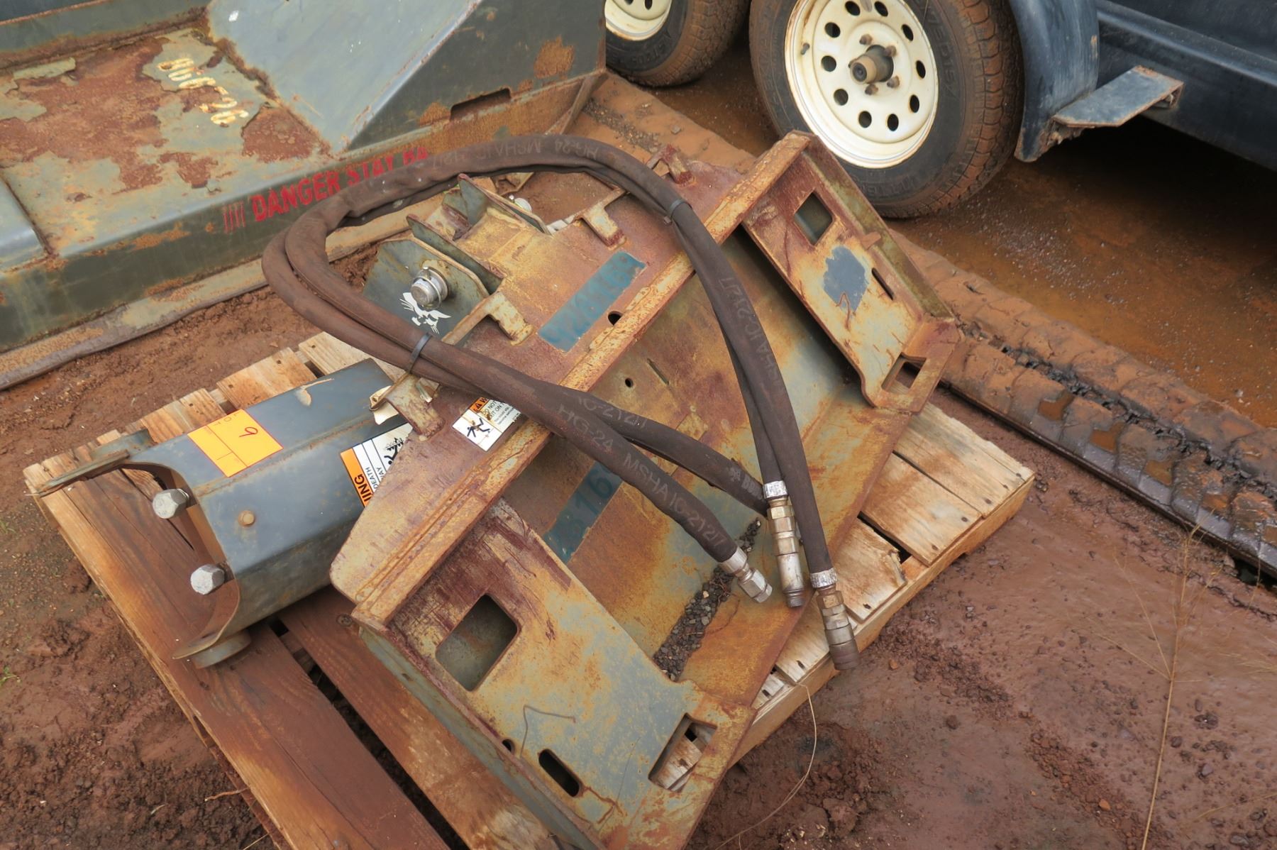 Skidsteer Auger Attachment (Motor Bad) - Oahu Auctions
