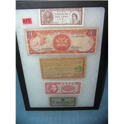 Collection of vintage world currency