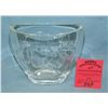 Image 1 : Crystal heart themed vase