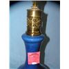 Image 4 : Modern porcelain and brass table lamp with shade
