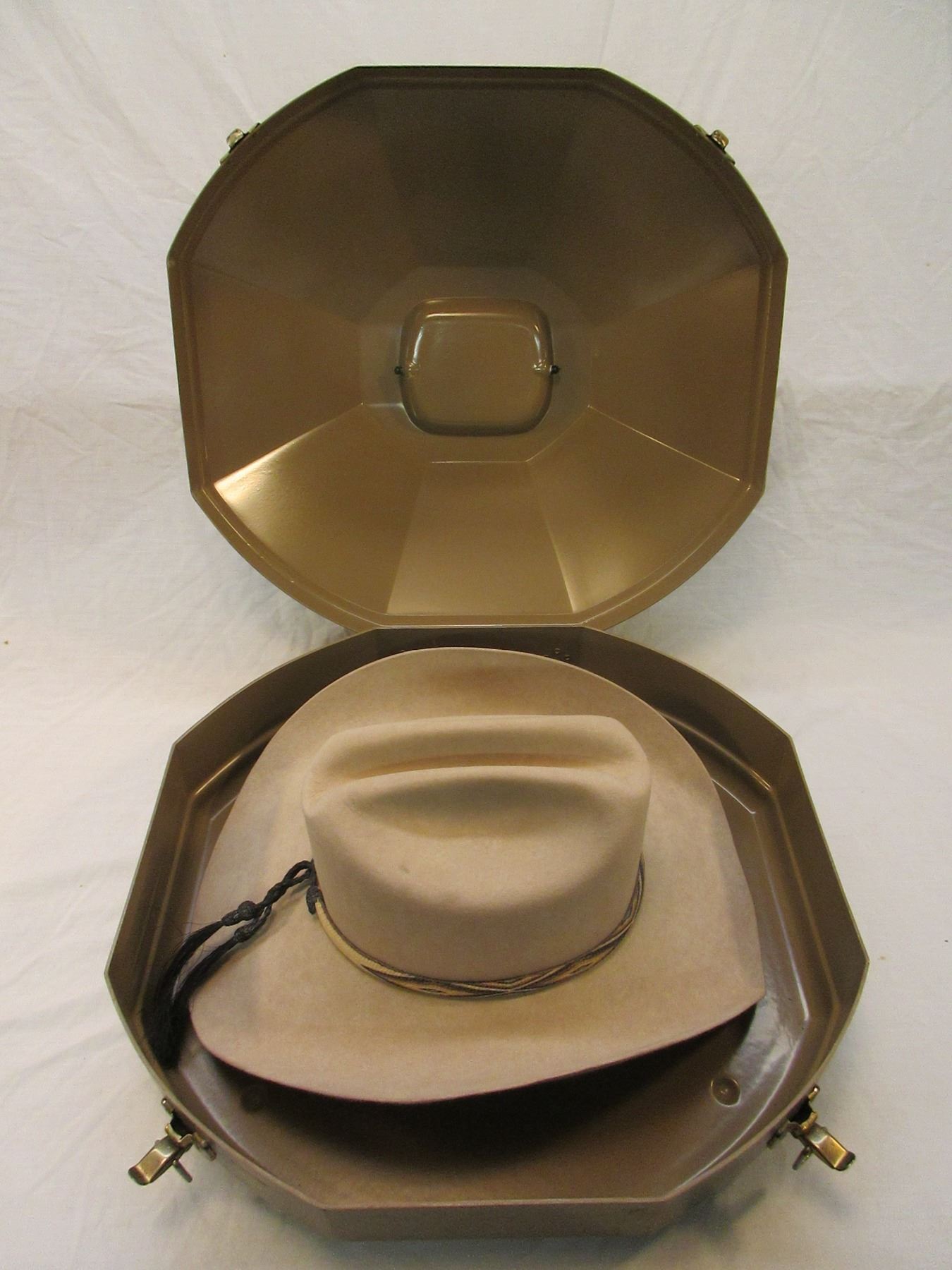 5X Stetson Hat Big Sky Hats Darby MT 6 7/8 Size Horse Hair Hat Band