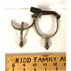 GR OF 2 MILITARY SPURS