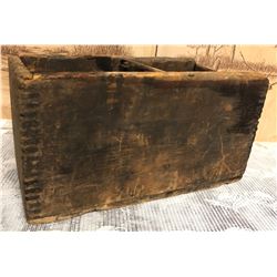 SMALL ANTIQUE DOVE-TAILED CRATE