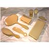 Image 1 : VINTAGE BAKELITE VANITY SET