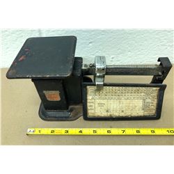 TRINER ANTIQUE MAIL SCALE