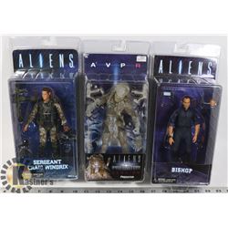LOT OF 3 ASSORTED ALIENS FIGURES