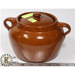 ANTIQUE MEDALTA BEAN POT