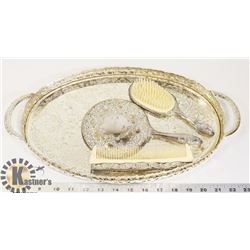 VINTAGE 4 PC VANITY DRESSER SET. COLLECTIBLES