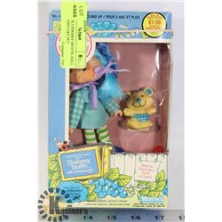 VINTAGE BLUEBERRY MUFFIN DOLL WITH CHEESECAKE PET