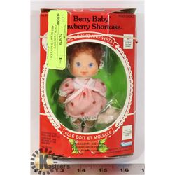 VINTAGE STRAWBERRY SHORTCAKE BERRY BABY DOLL