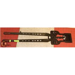 SEYMOUR CAST IRON CATTLE DETTORNER GUILLOTINE