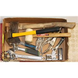 LOT WITH WRENCHES, VISES, MALLET, HAMMER, AXE AND