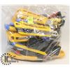 Image 1 : BAG OF RAZORS