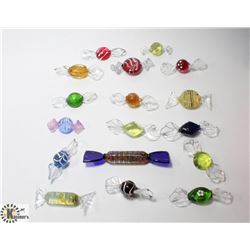LOT OF 17 GLASS COLORED CANDY FIGURES.