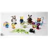 Image 1 : LOT OF 11 GLASS COLORED FIGURES