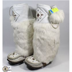 ESTATE MUKLUK BOOTS, GENUINE LEATHER & FUR SZ LRG