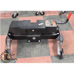 NEW RV PRO 5TH WHEEL HITCH, 16,000 LBS