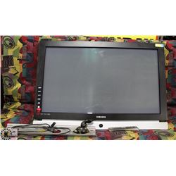 SAMSUNG 42" PLASMA TV COMPLETE WITH WALL MOUNT