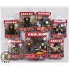 Image 1 : LOT OF ASSORTED ROBLOX FIGURES