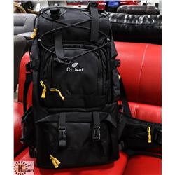 NEW BLACK, FLY LEAF LARGE ADJUSTABLE CAMERA