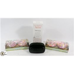 BAG WITH DIAMOND BATH FIZZERS AND AVEEN CLEANSING