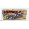 Image 1 : BATMOBILE 1:25 SCALE PLASTIC MODEL