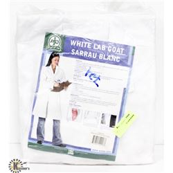NEW PUT IT ON WHITE LAB COAT SIZE XL.