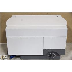 BIO SONIC UC100 ULTRASONIC CLEANER.