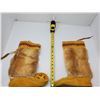 Image 2 : PAIR OF MUKLUKS (NEED REPAIR)