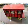 Image 1 : WOODEN GYPSY WAGON