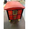 Image 5 : WOODEN GYPSY WAGON