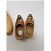 Image 2 : SHOES LASTS & 1945 WOODEN SHOES
