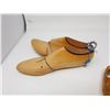Image 5 : SHOES LASTS & 1945 WOODEN SHOES