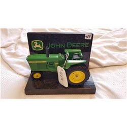 JOHN DEERE MARBLE PLAQUE WITH TRACTOR (1:16)