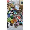 Image 4 : LOT OF BUTTONS, OPENERS AND PATCHES