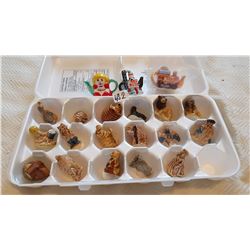 LOT OF 17 RED ROSE FIGURINES AND 3 TEA POTS