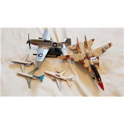 LOT OF AIRPLANES INCLUDING P-51 MUSTANG 9" WING SPAN, 3 SMALL DIE CAST