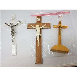 3 VINTAGE CRUCIFIXES