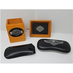 HARLEY DAVIDSON GLASSES & 2 HARLEY DAVISON BOXES