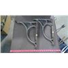Image 1 : TWO CAST IRON WALL BRACKETS - 16" X 13" (DAMAGE ON 1 END)