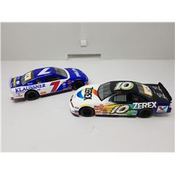#7 & #10 RACE CARS 1:24