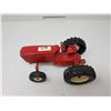Image 2 : VINTAGE INTERNATIONAL TRACTOR 1:16