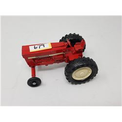 INTERNATIONAL TRACTOR