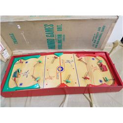 MUNRO HOCKEY GAME IN ORIGINAL BOX
